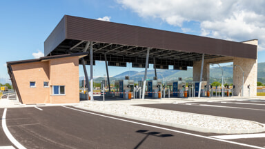 Caselli e aree di servizio ad alta efficienza energetica nella Superstrada Pedemontana Veneta